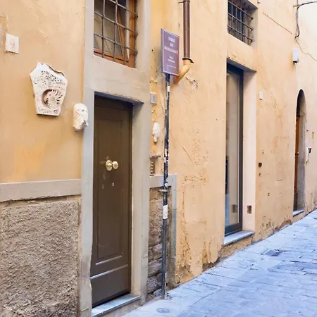 Torre 1100 - Rough Luxe In 12th Century Tower * Florencie